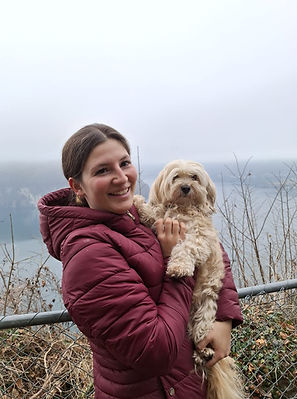 Melly mit Hund