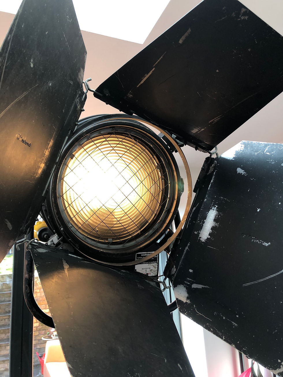 Thumbnail: Vintage Movie Theatre Light