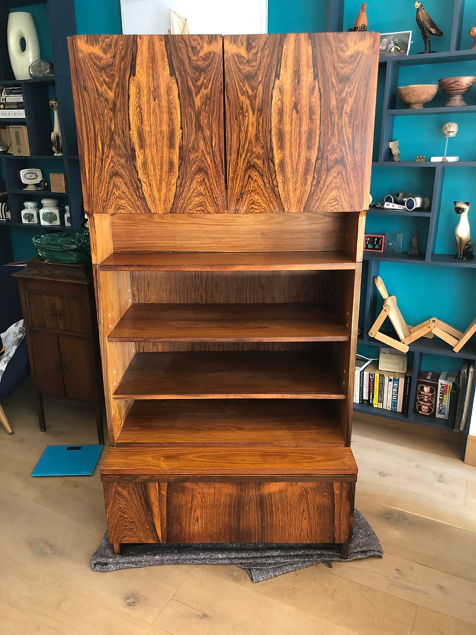 Thumbnail: Danish Rosewood Illuminated Display Cabinet