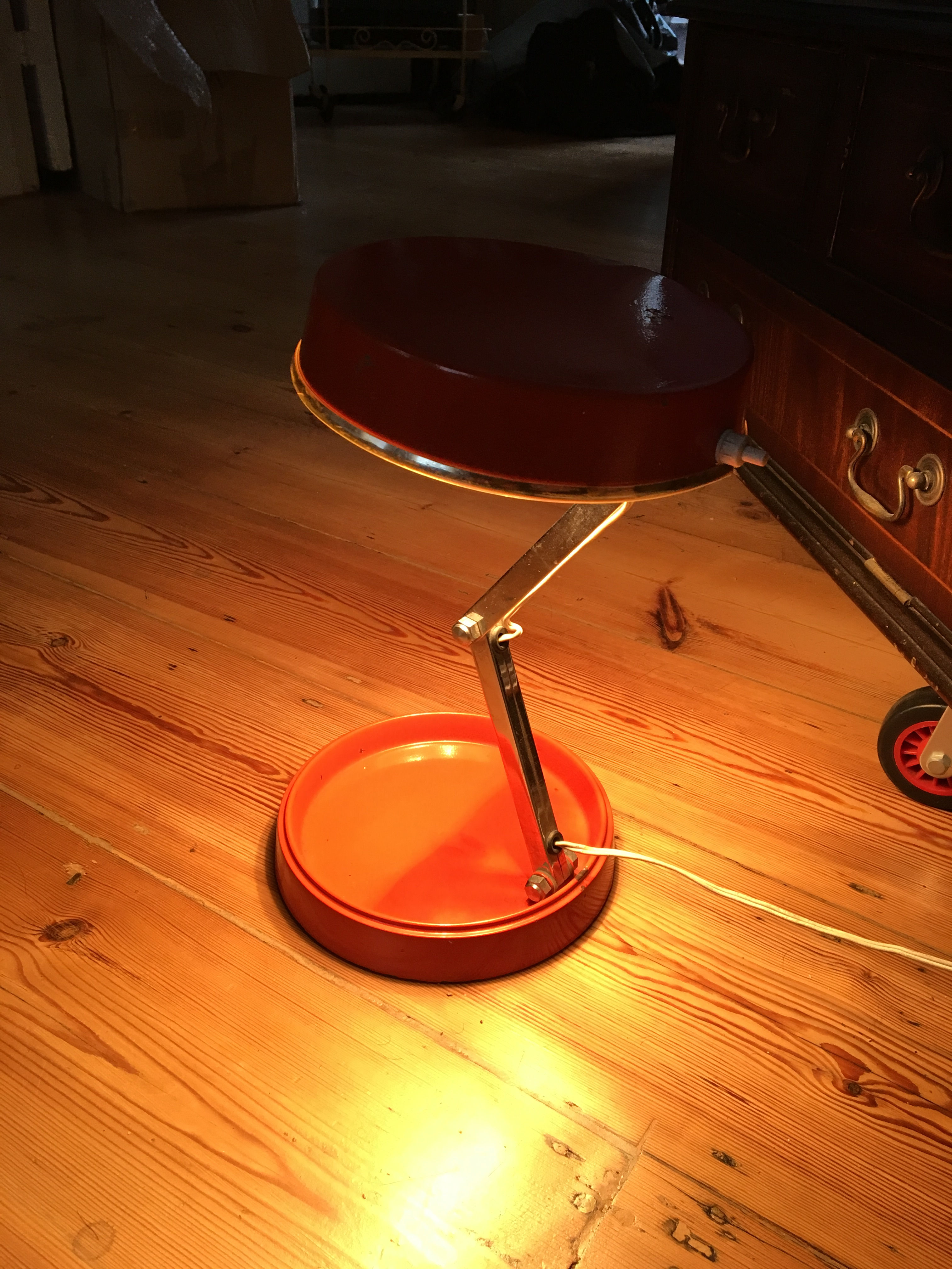 GEI Short 'Pop Up' Travel Table Lamp