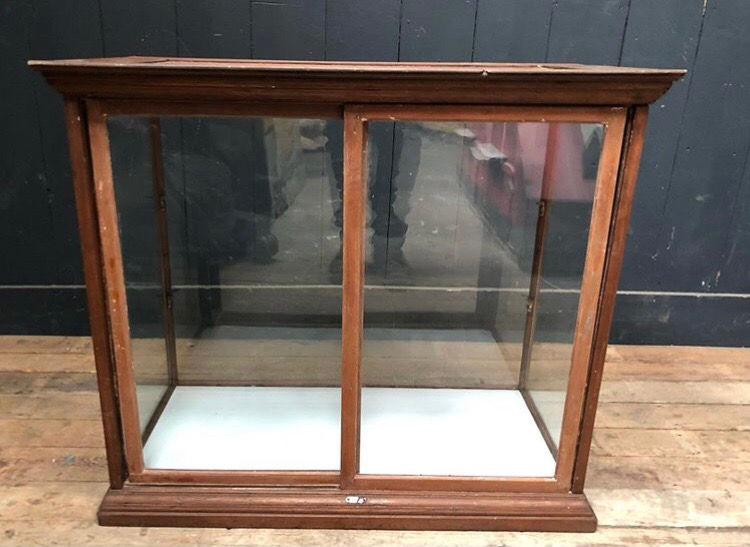 Thumbnail: Cadbury’s Chocolate Shop Display Cabinet