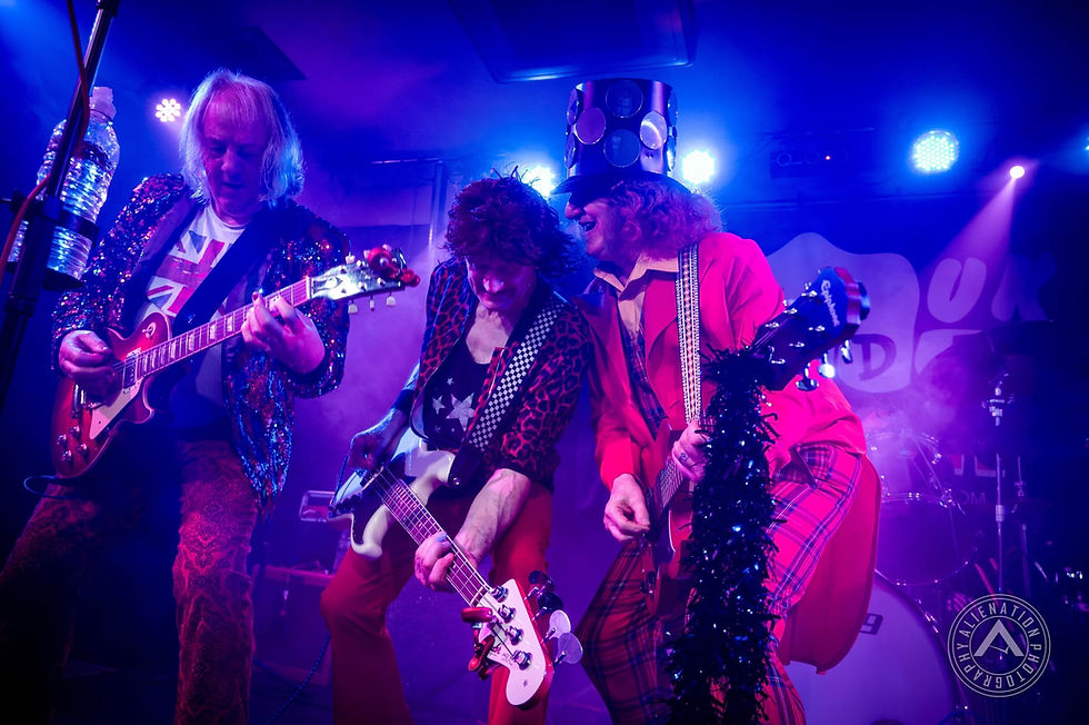 Slade UK musicians performing live at The Northcourt LIVE in Abingdon. Photo by Alienation Photography.