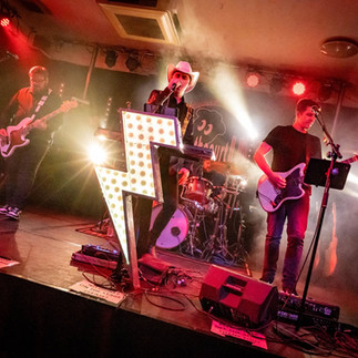 The Runaway Killers tribute band performing live on stage at The Northcourt LIVE Abingdon.