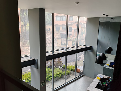 APARTAMENTO PENTHOUSE EN VENTA. 2 HABITACIONES, 1.5 BAÑOS, 2 GARAJES, DEPÓSITO. BOSQUE CALDERÓN - CHAPINERO - BOGOTÁ