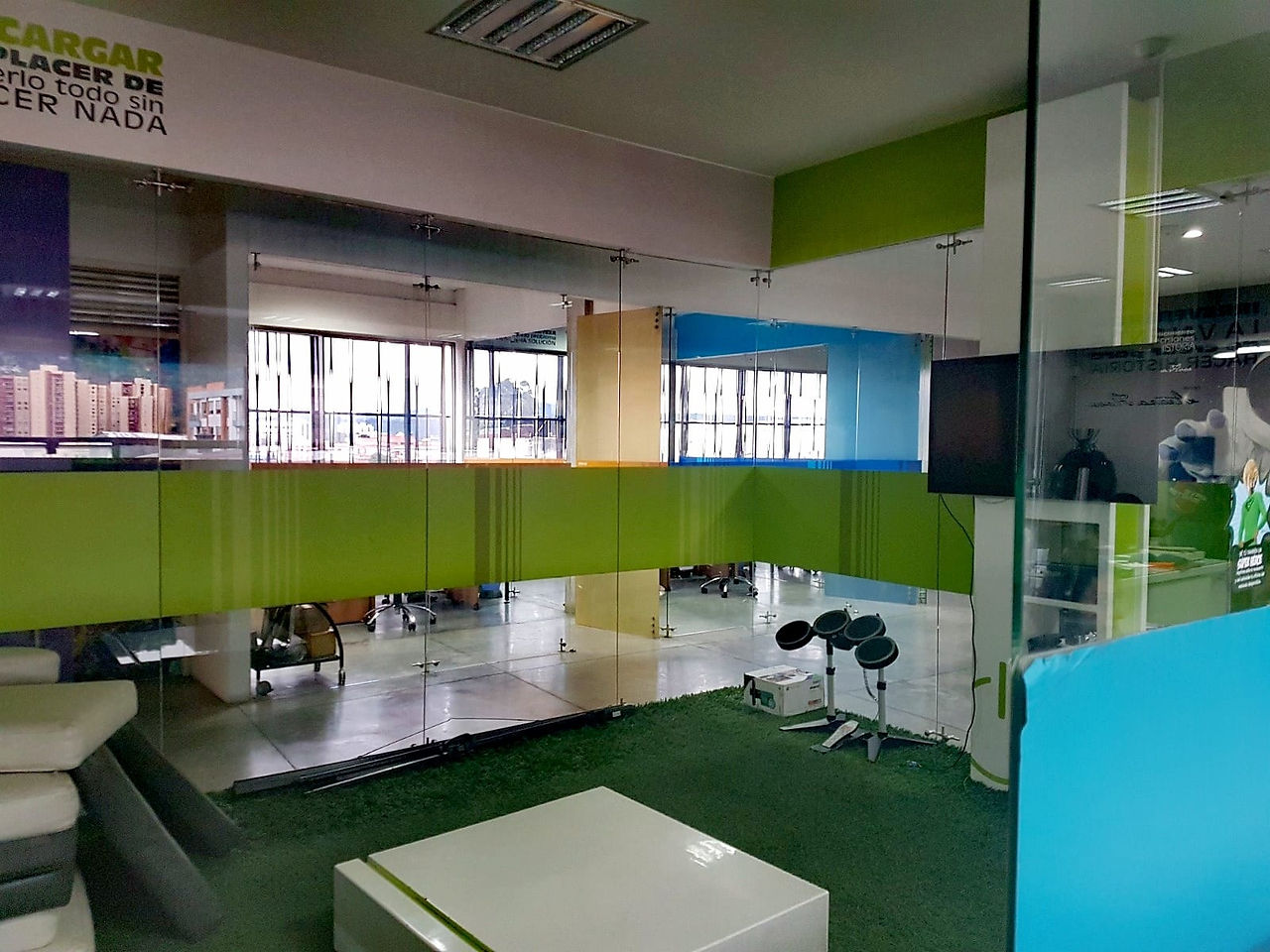 EDIFICIO USO MIXTO EN VENTA. COMERCIAL - SERVICIOS - RESIDENCIAL.  TOBERÍN - USAQUÉN - BOGOTÁ.
