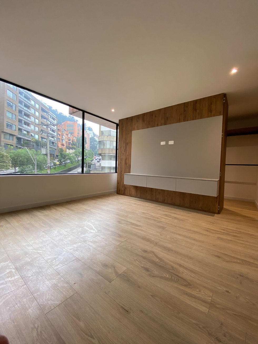 Thumbnail: APARTMENT FOR SALE 2 BEDROOMS - 2 BATHROOMS - 1 GARAGE - ROSALES - CHAPINERO - BOGOTÁ.