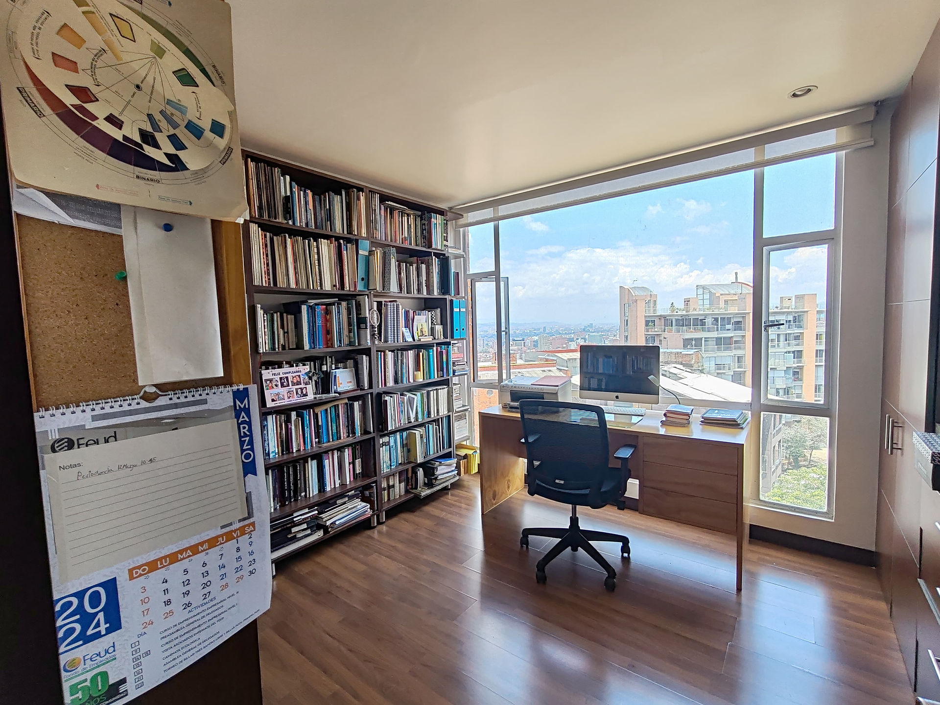 EXCEPCIONAL PENTHOUSE EN VENTA  3 HABITACIONES, 3 BAÑOS, 2 GARAJES, DEPÓSITO  EL CASTILLO - CHAPINERO - BOGOTÁ