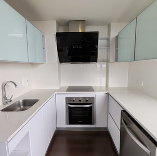APARTAMENTO PENTHOUSE EN VENTA. 2 HABITACIONES, 1.5 BAÑOS, 2 GARAJES, DEPÓSITO. BOSQUE CALDERÓN - CHAPINERO - BOGOTÁ