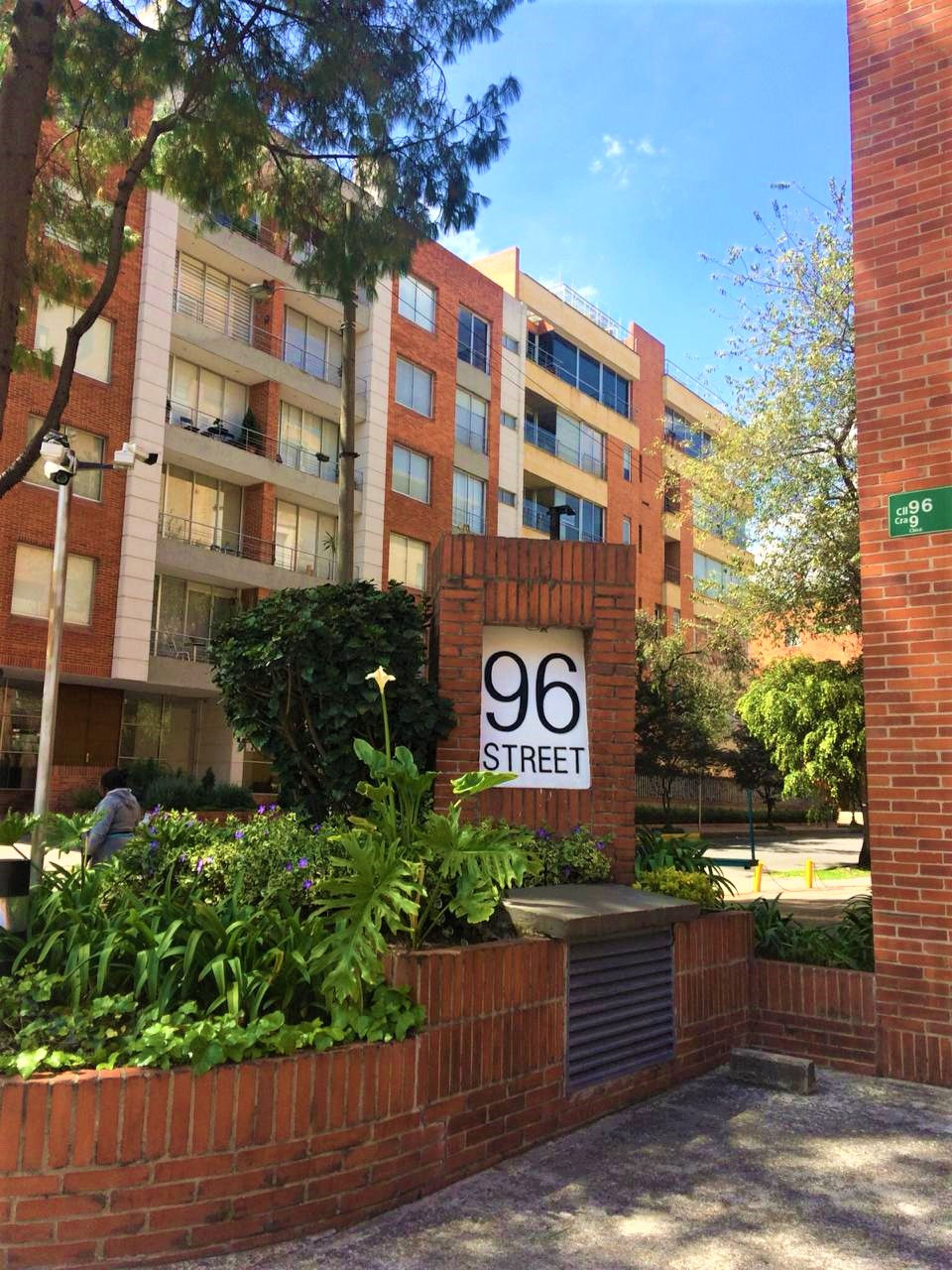 Miniatura: APARTAESTUDIO EN ARRIENDO | 1 ALCOBA 1 BAÑO 1 GARAJE | CHICÓ - BOGOTÁ