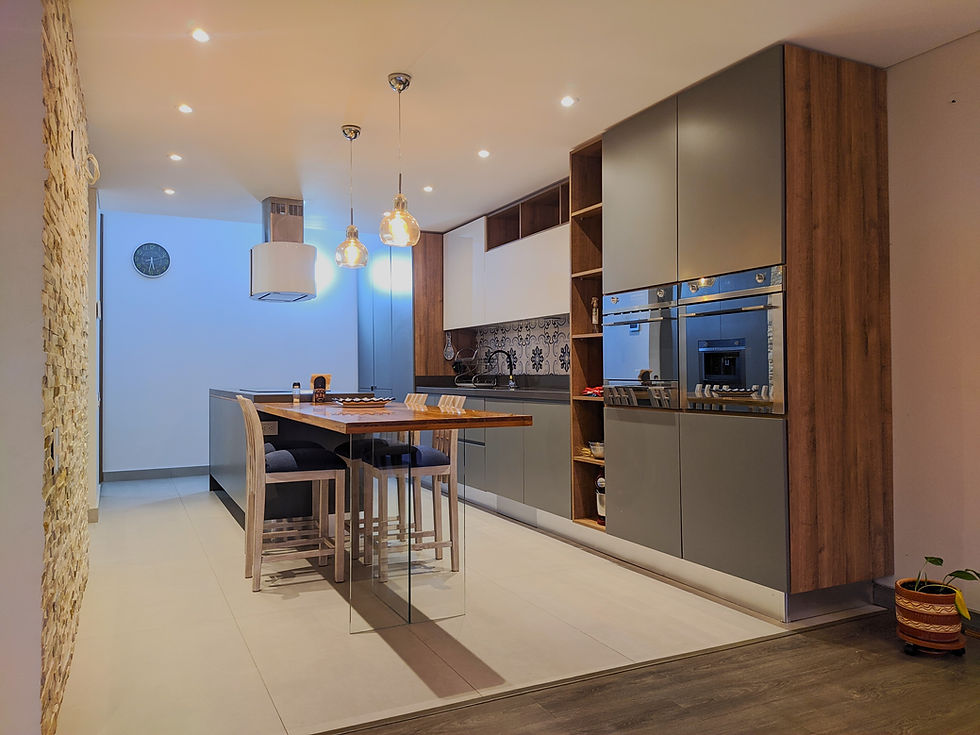 Thumbnail: REMODELED HOUSE FOR SALE | 4 BEDROOMS, 6 BATHS, 2 OFFICES, 2 GARAGES