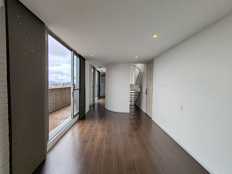 PENTHOUSE APARTMENT FOR SALE. 2 BEDROOMS, 1.5 BATHROOMS, 2 PARKING SPACES, STORAGE. BOSQUE CALDERÓN - CHAPINERO - BOGOTÁ