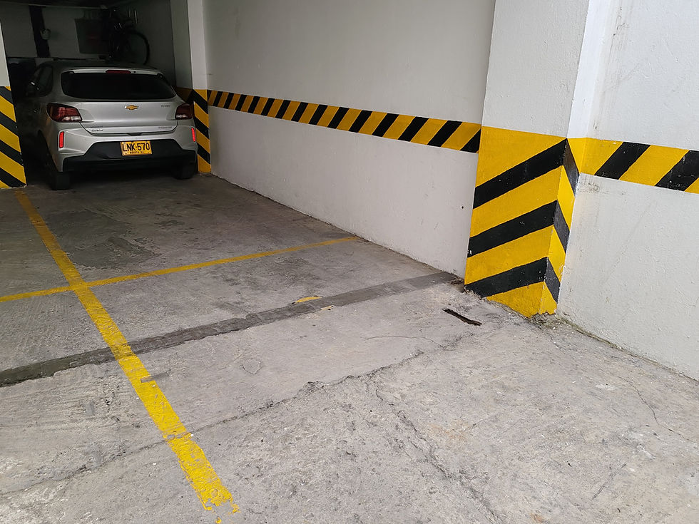 Miniatura: APARTAMENTO DUPLEX EN VENTA - 4 HABITACIONES 3 BAÑOS 2 GARAJES - CHAPINERO ALTO