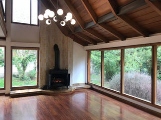 sala CASA - CHALET EN ARRIENDO | 4 HABITACIONES - 5 BAÑOS - 7 PARQUEADEROS | BOSQUE DE PINOS – USAQUÉN - BOGOTÁ