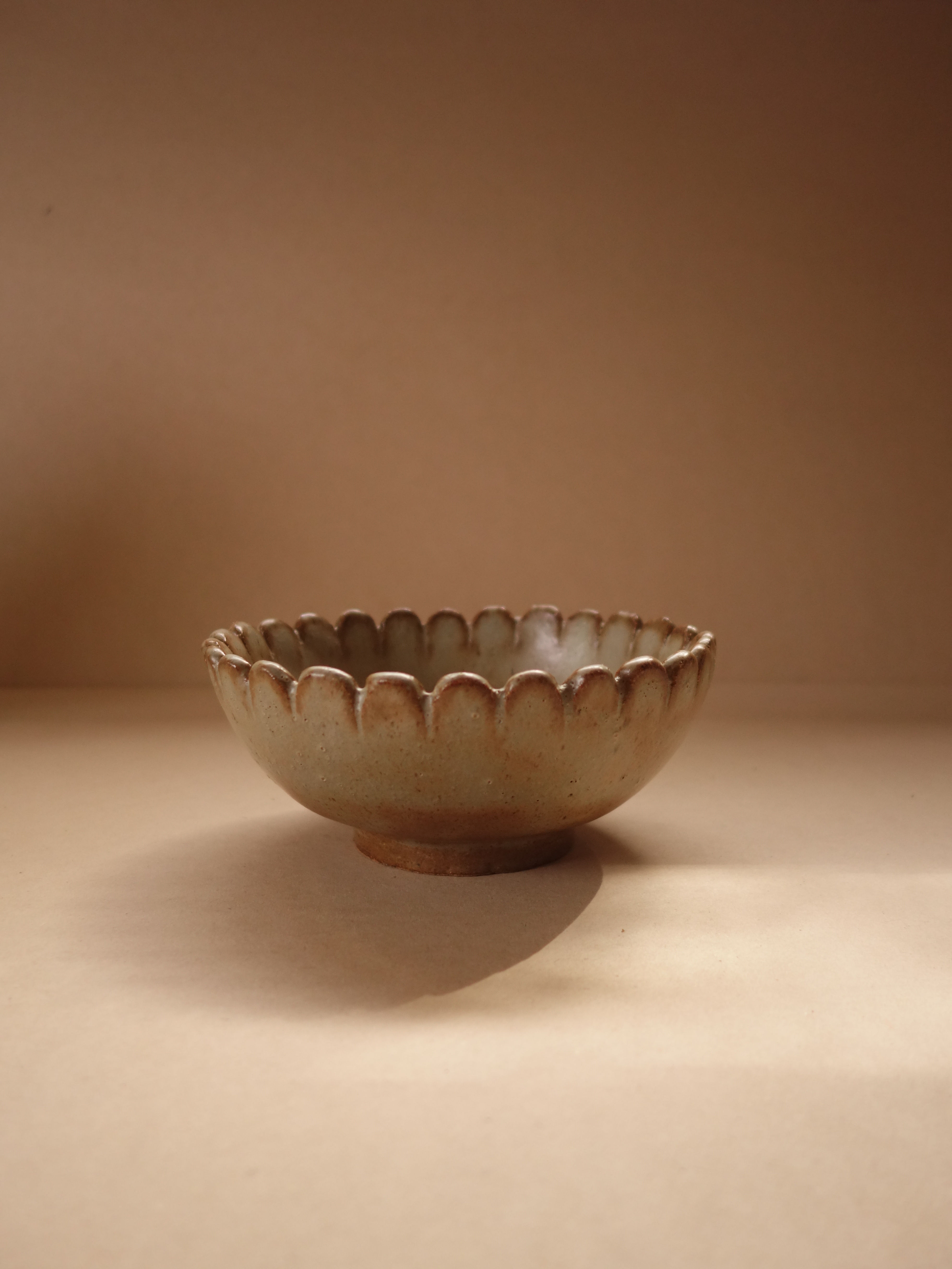 Caramel Daisy Bowl