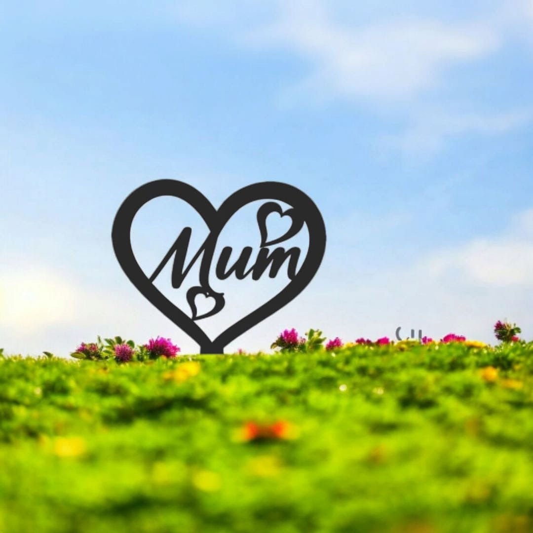 Mum Heart-Shaped Memorial Grave and Garden Spike – A Loving Tribute
