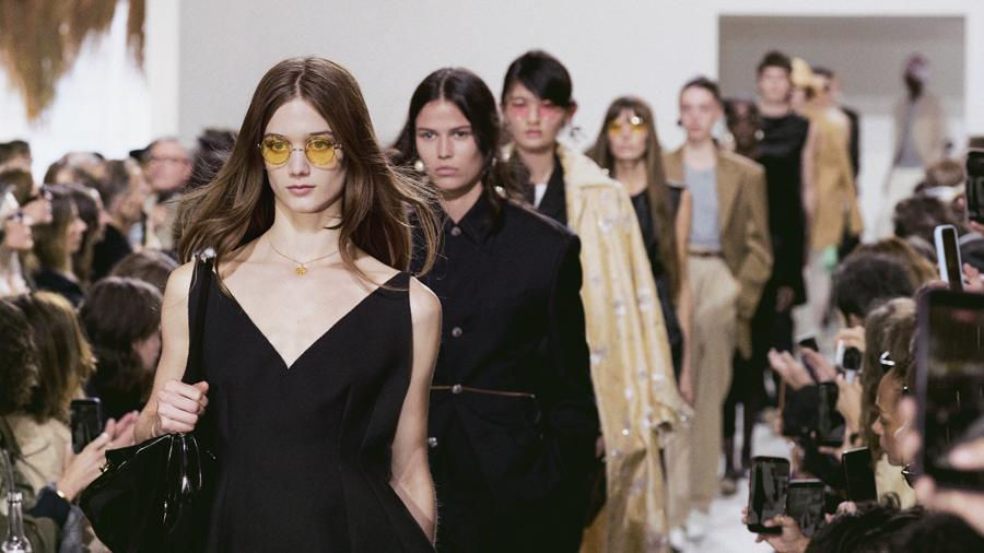 Fashion Week de Paris : les silhouettes à retenir du 3 octobre