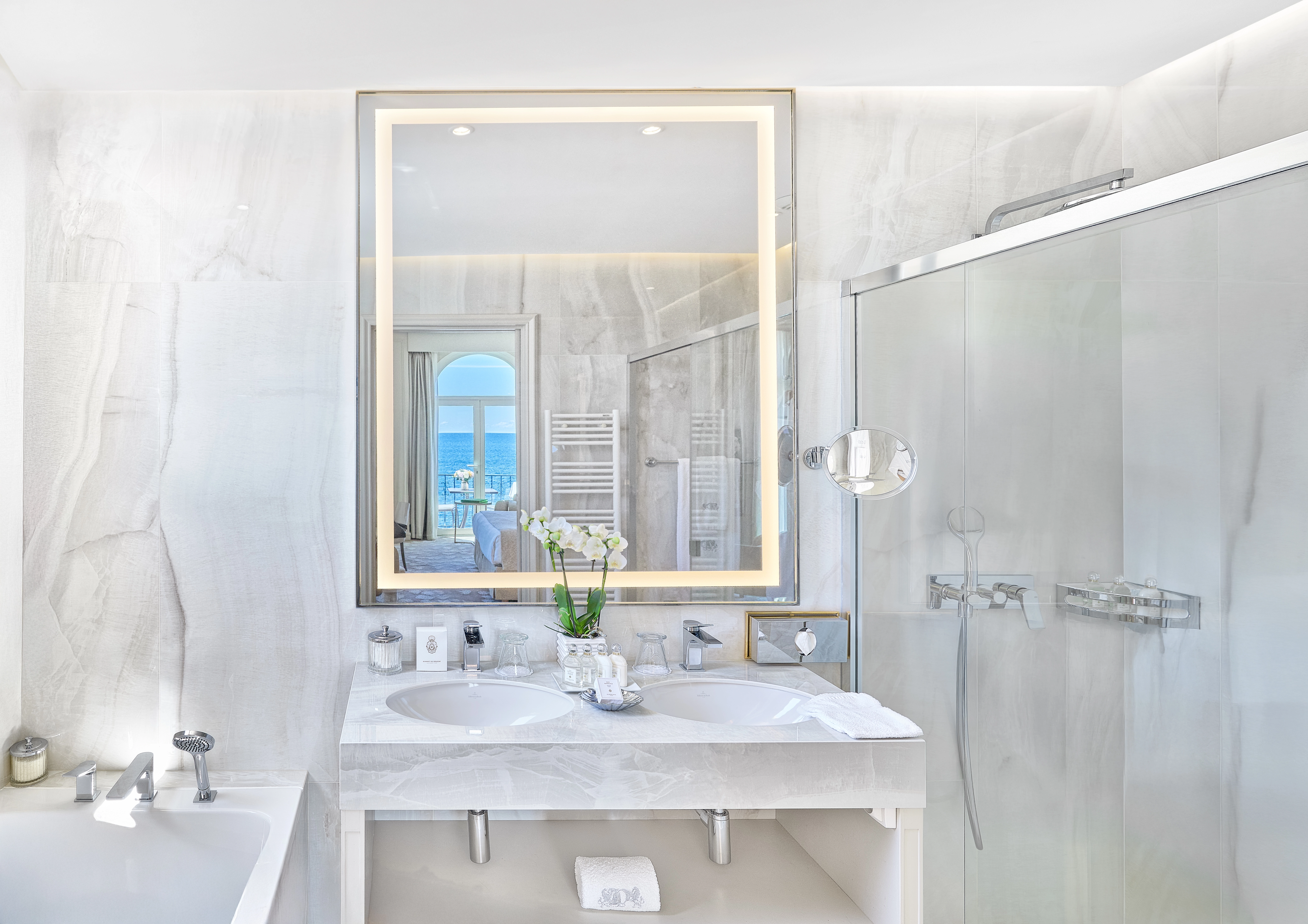 salle de bain Suite vue sur mer @La Réserve