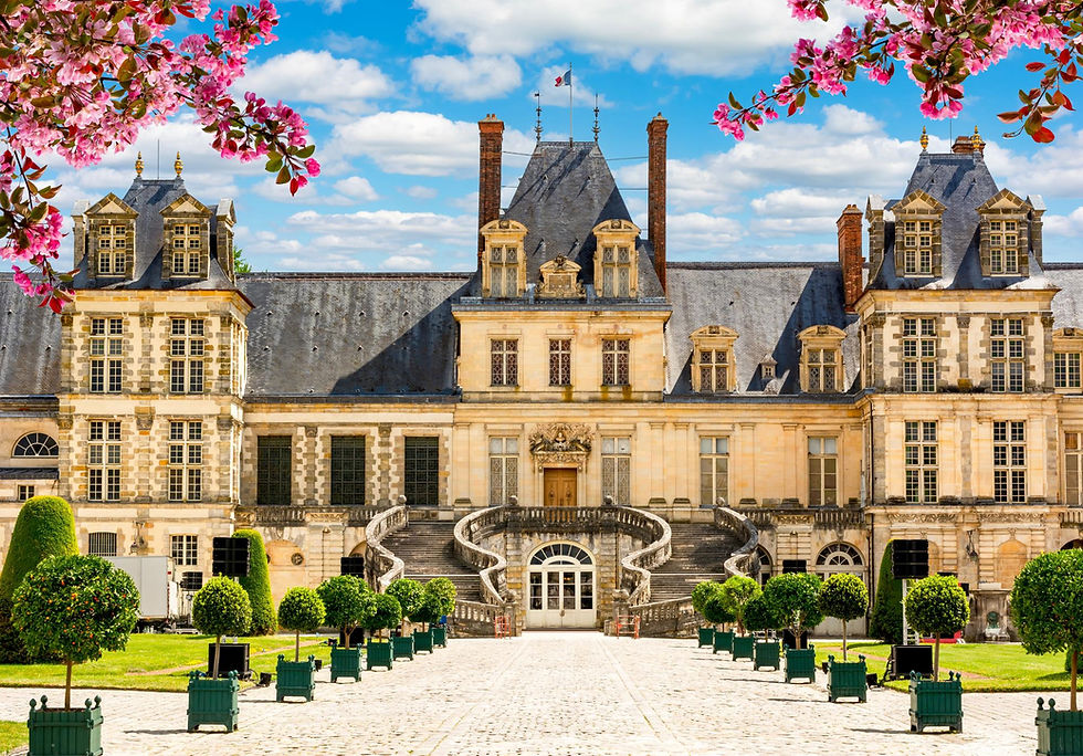 Fontainebleau, côté château et forêt