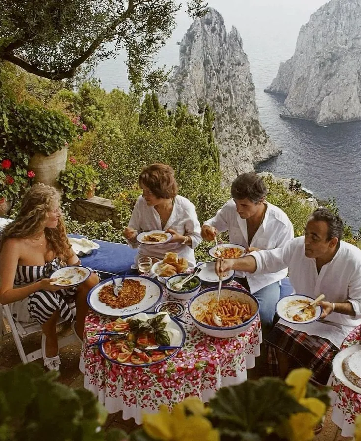 Trois générations autour d’une même table, pour transmettre goût, mémoire et art de vivre