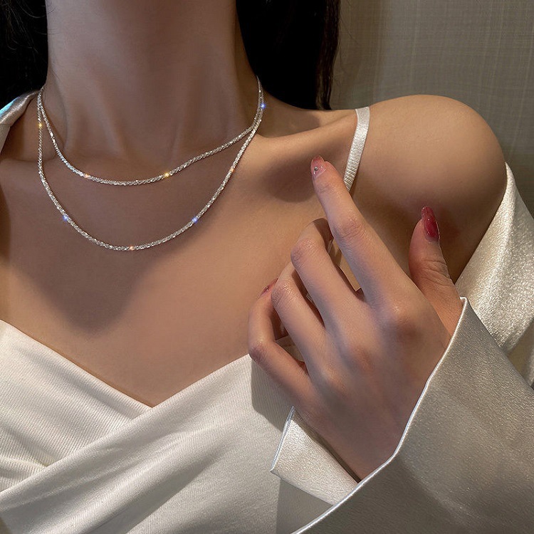 Baby's-breath necklace accessory