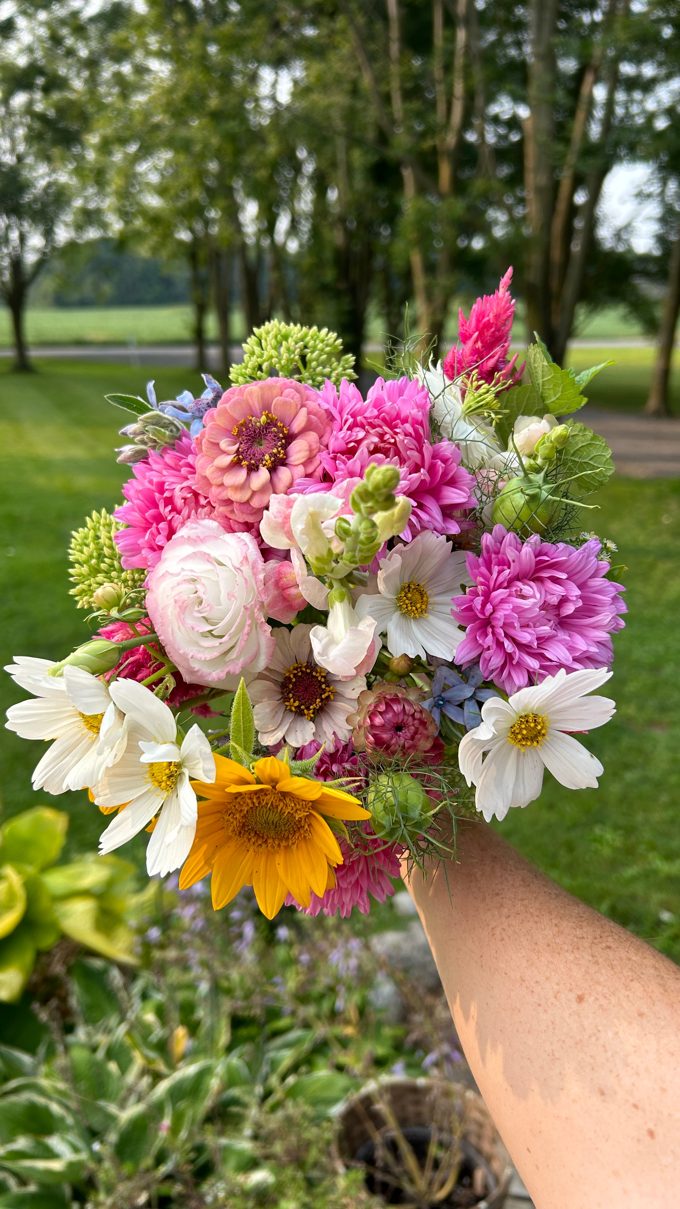 Customizable Flower Bouquet