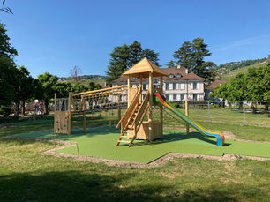 La nouvelle place de jeux de la Fondation Mémise