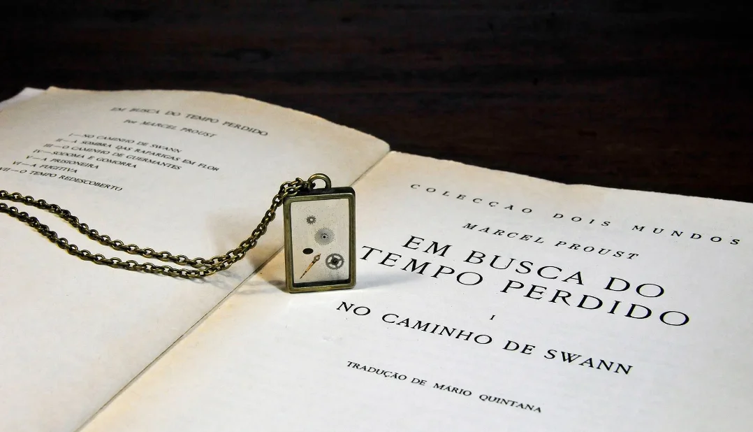 Alfama, Bababobo, Lisbon souvenirs, Recycled Jewelry, recycles watches