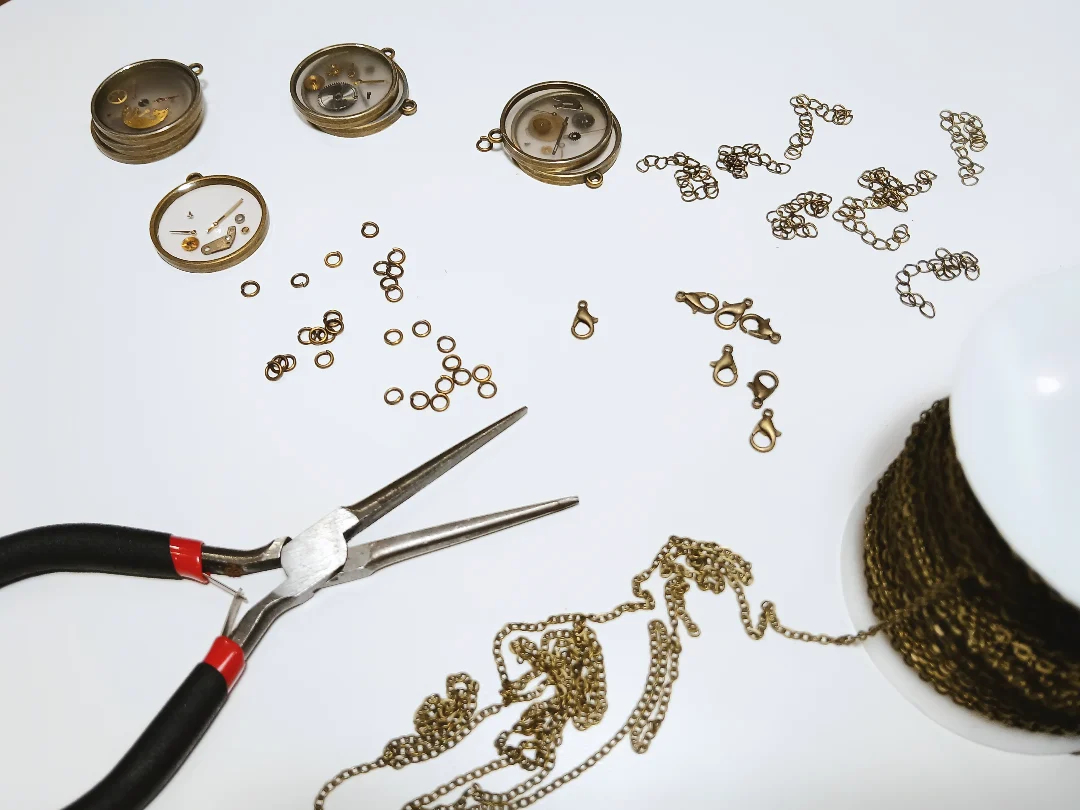 Alfama, Bababobo, Lisbon souvenirs, Recycled Jewelry, recycles watches