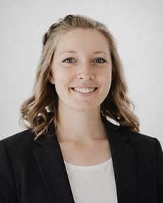 Mary Bays Headshot.jpg