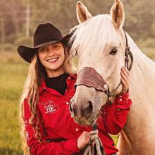 Caitlin is a 24-year-old trainer from Lansing, Michigan. Starting by competing in her first Mustang challenge in 2022, Caitlin has since found her passion for training mustangs at her facility Wild Skye Ranch. She has competed in two EMM’s and three Michigan Mustang Challenges. She enjoys competing with her mustang Nugget in open shows. Caitlin’s goal is to help people better understand and connect with their horses.