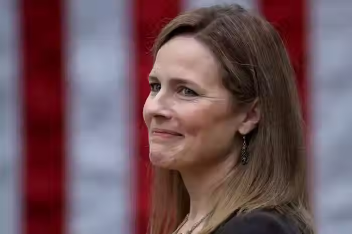 에이미 코니 배럿 판사