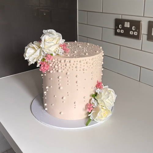 Pearled Round Cake | Tee Cakes
