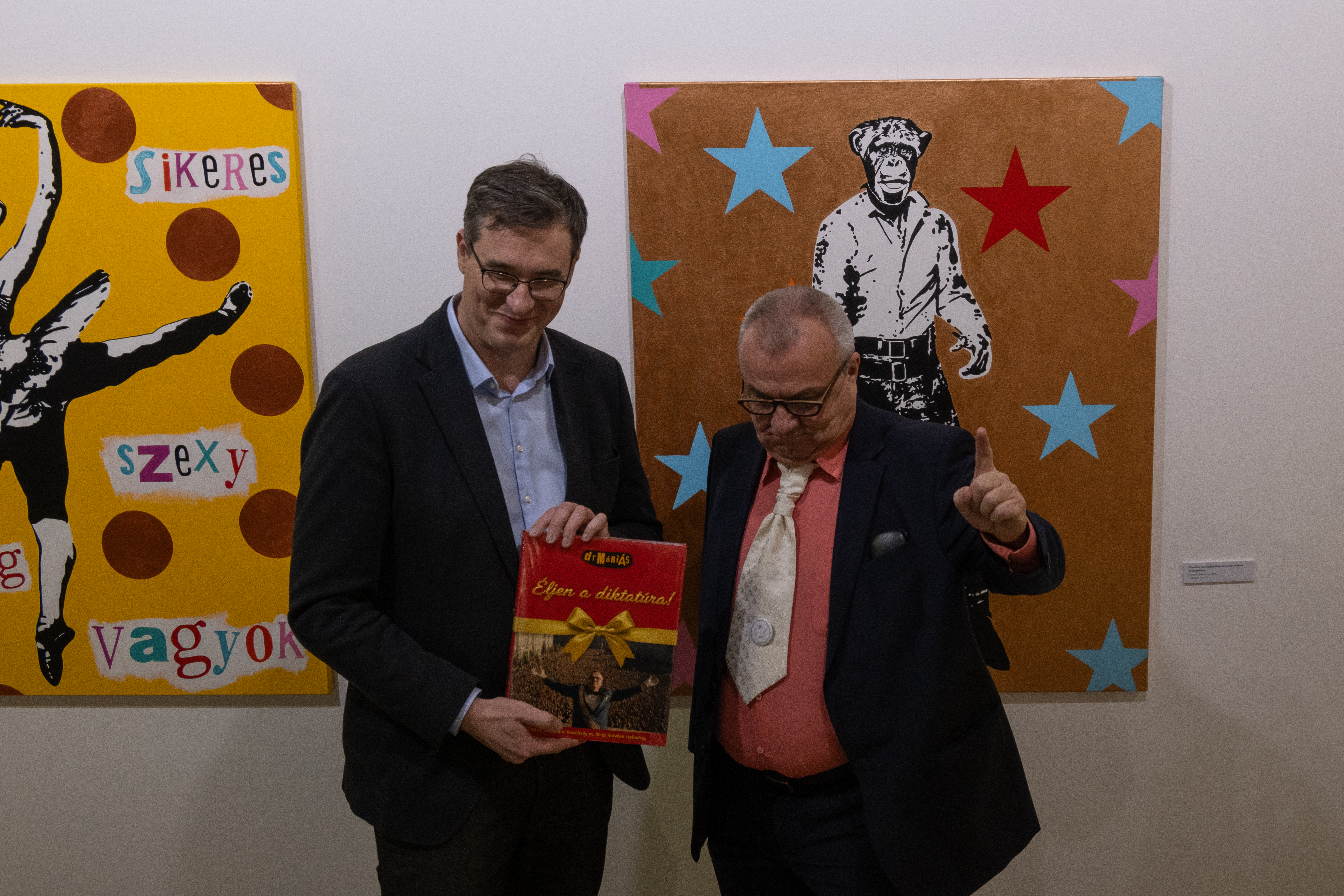 Karácsony Gergely Budapest főpolgármestere és drMáriás a könyvbemutatón a Godot Intézetben. Fotó: Váraljai Emma