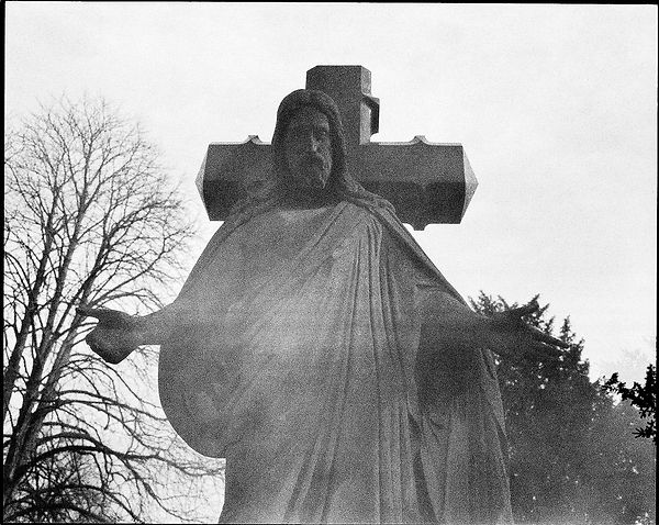 03-50-burial-berlin-ir-6-edit.jpg