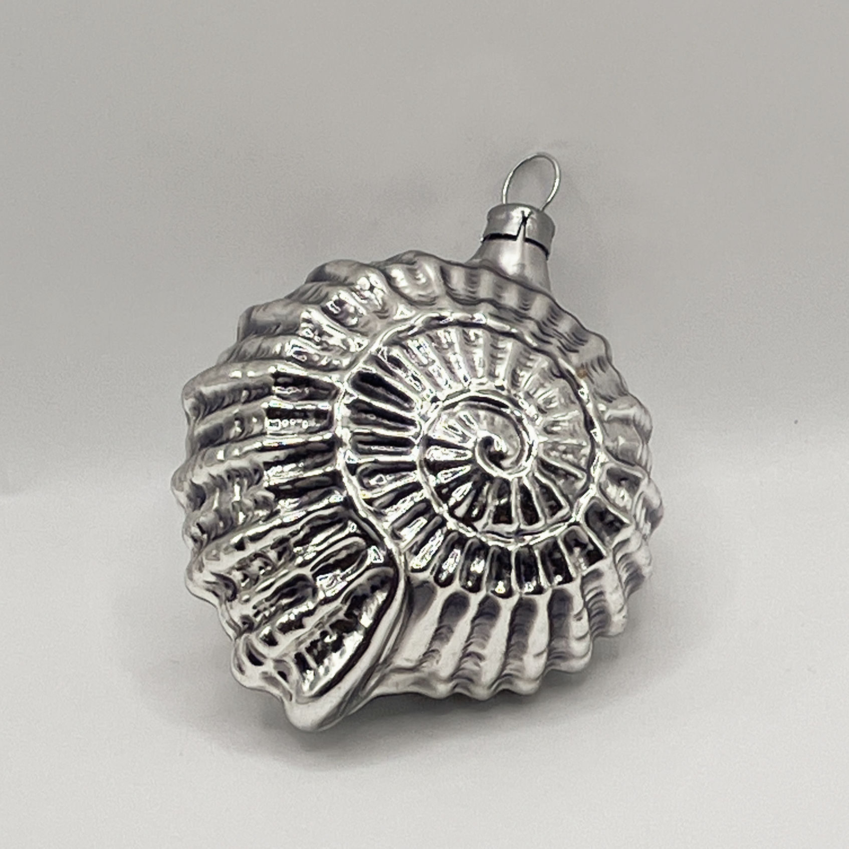Vintage glazen kerstbal, schelp, zilver, Ø6cm