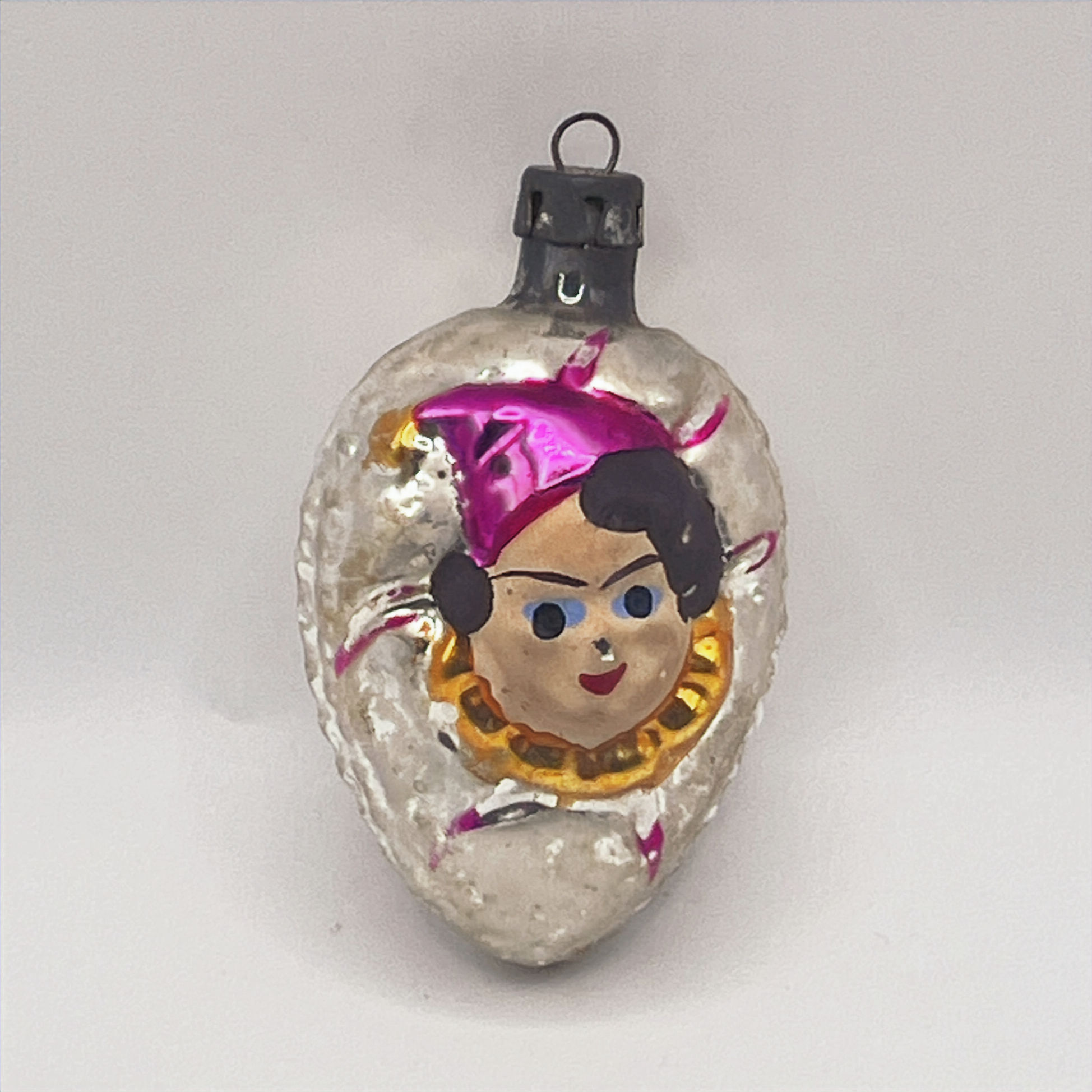 Vintage glazen kerstbal, harlekijn in reliëf, zilver, roze, goud, zwart, 6cm