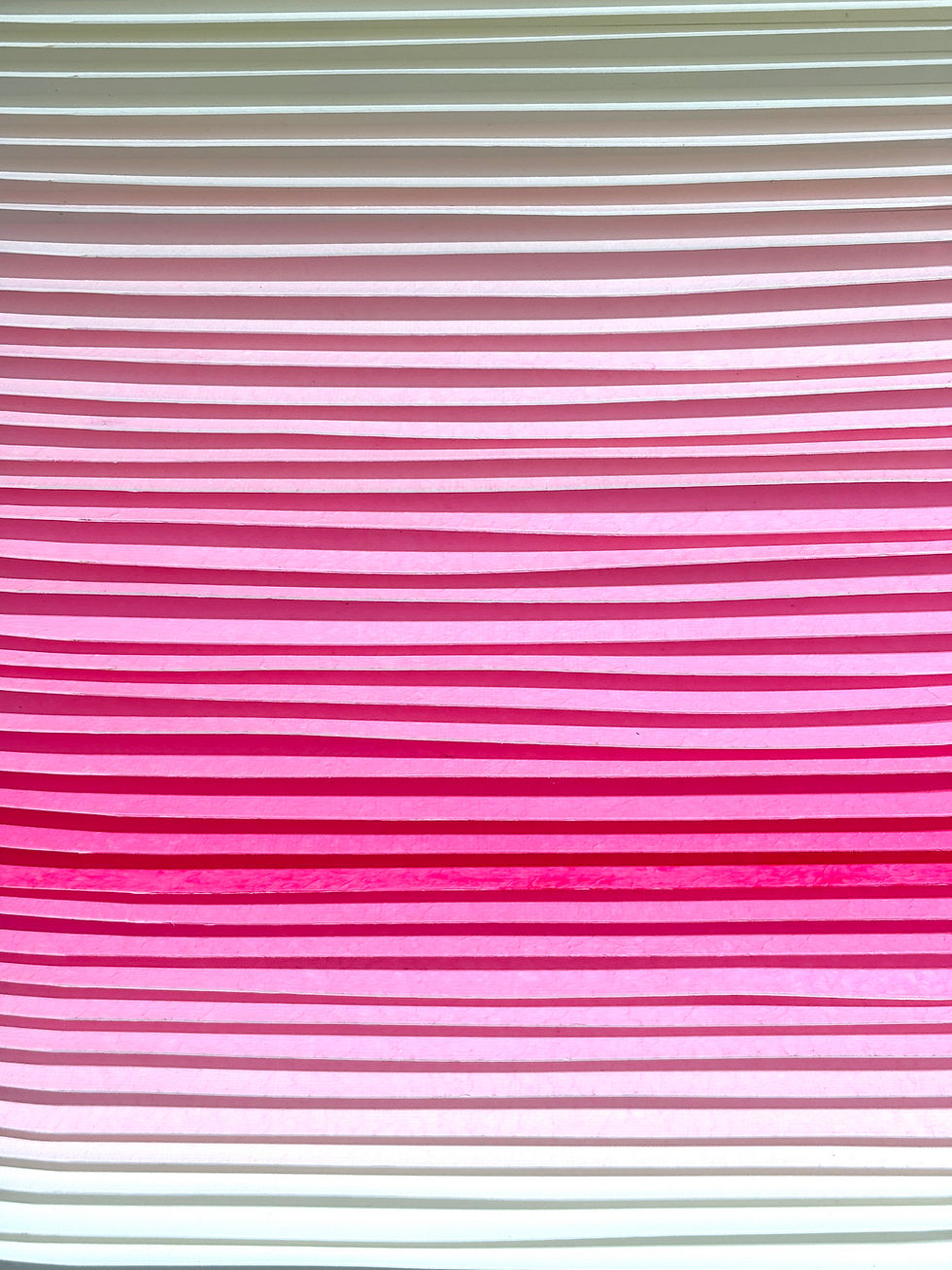 Miniaturbild: Babette Jansen, Weiss-Pink-Weiss, 37 cm, 2025