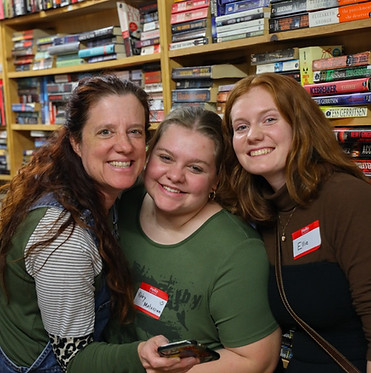 Its soo much fun when friends volunteer together.