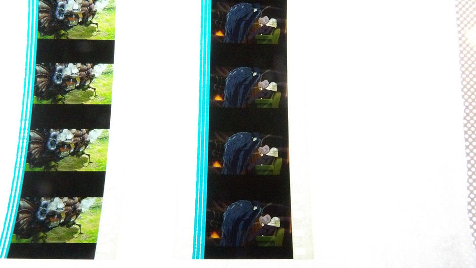 Miniature : Morceaux de Pellicules de film cinéma 35mm, 'Studio Ghibli Animation' à l'unité.