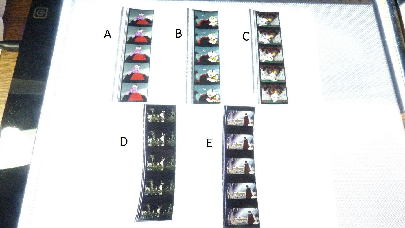 Morceaux de Pellicules de film cinéma 35mm, 'Dessin animé Disney', à l'unité.