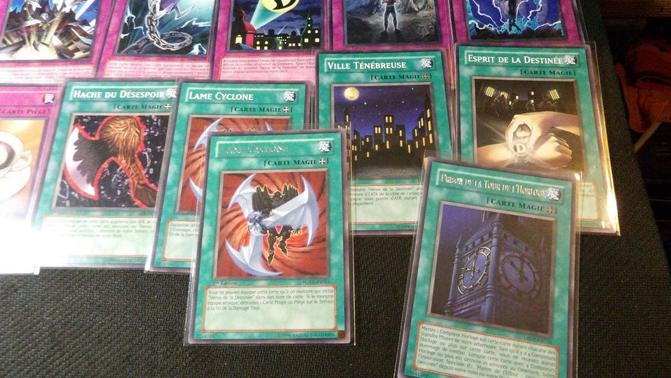 Miniature : Carte Yu Gi Oh! TCG, Lot Théme Héros de la Destinée (Ténébre)