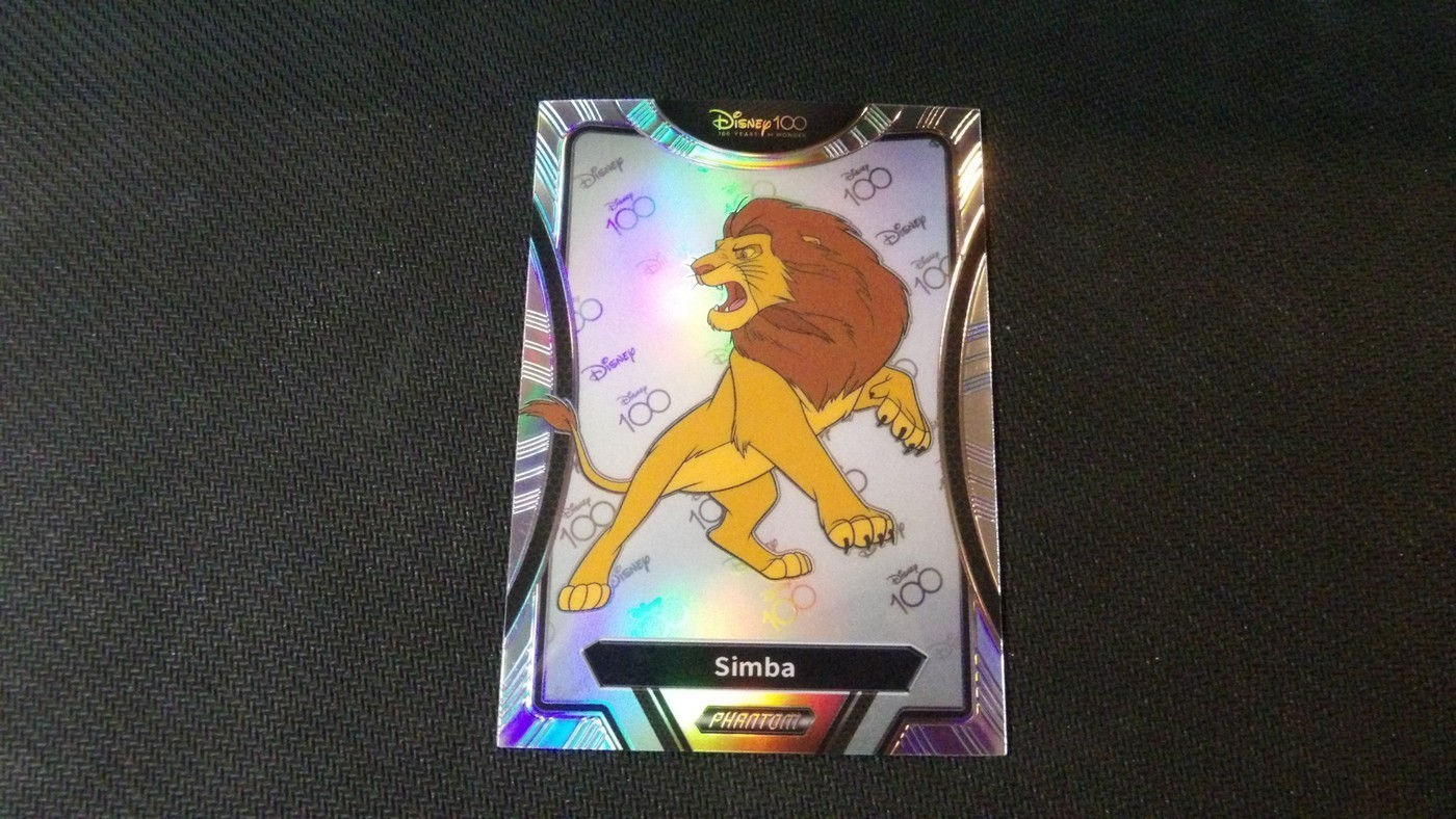 Cartes 100 Years of Disney, Limited collection ' Simba ' Phantom Foil