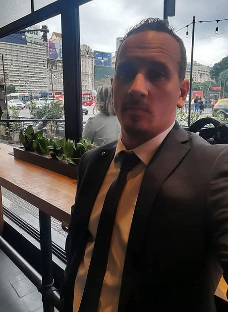 FOTO PERFIL CV.jpg