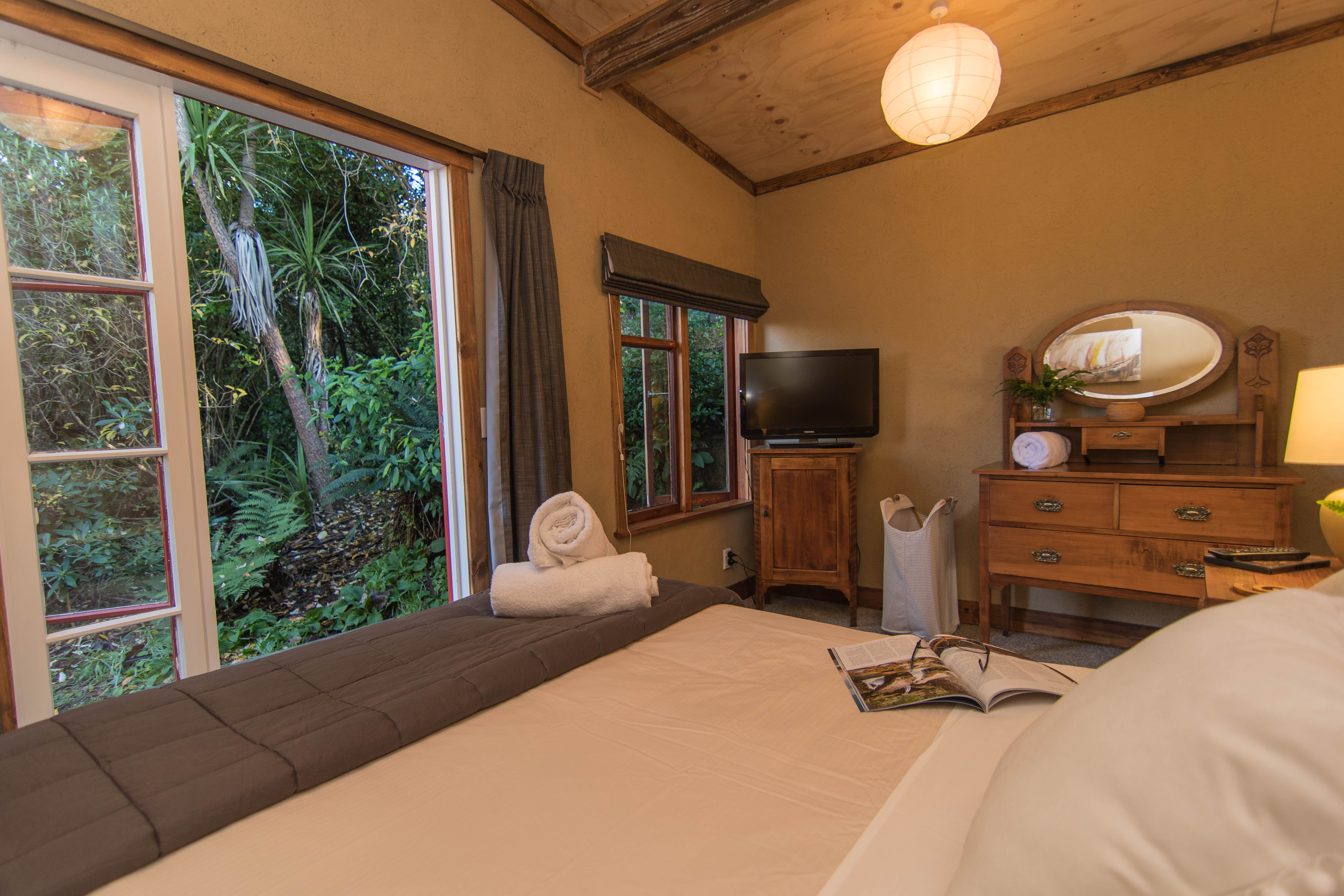 Your home in the trees The Lookout Peel Forest