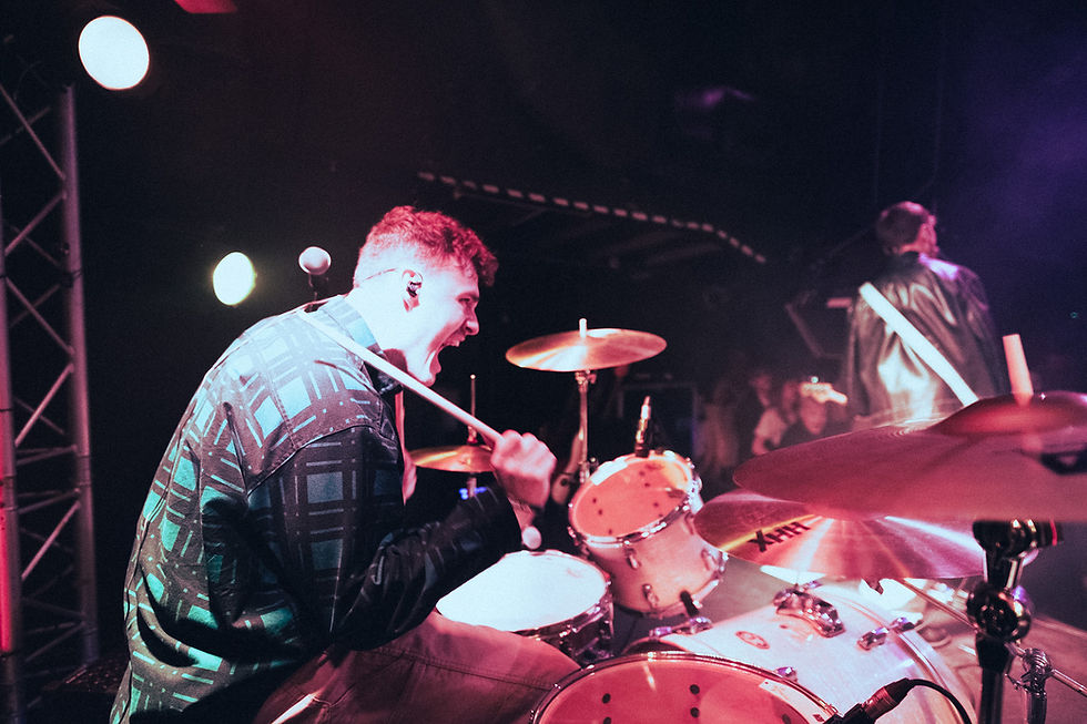 FE88097A-33FC-4DF7-AAF0-C3996A9D56E5