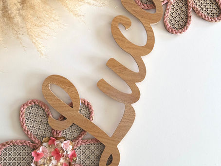 Panneau Prénom en Fleurs Séchées & Bois – Cadeau Naissance, Baptême ou Déco Enfant 100 % Naturel