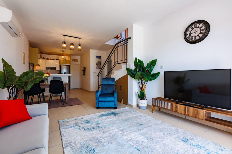 Living Room with HD TV and Android Box