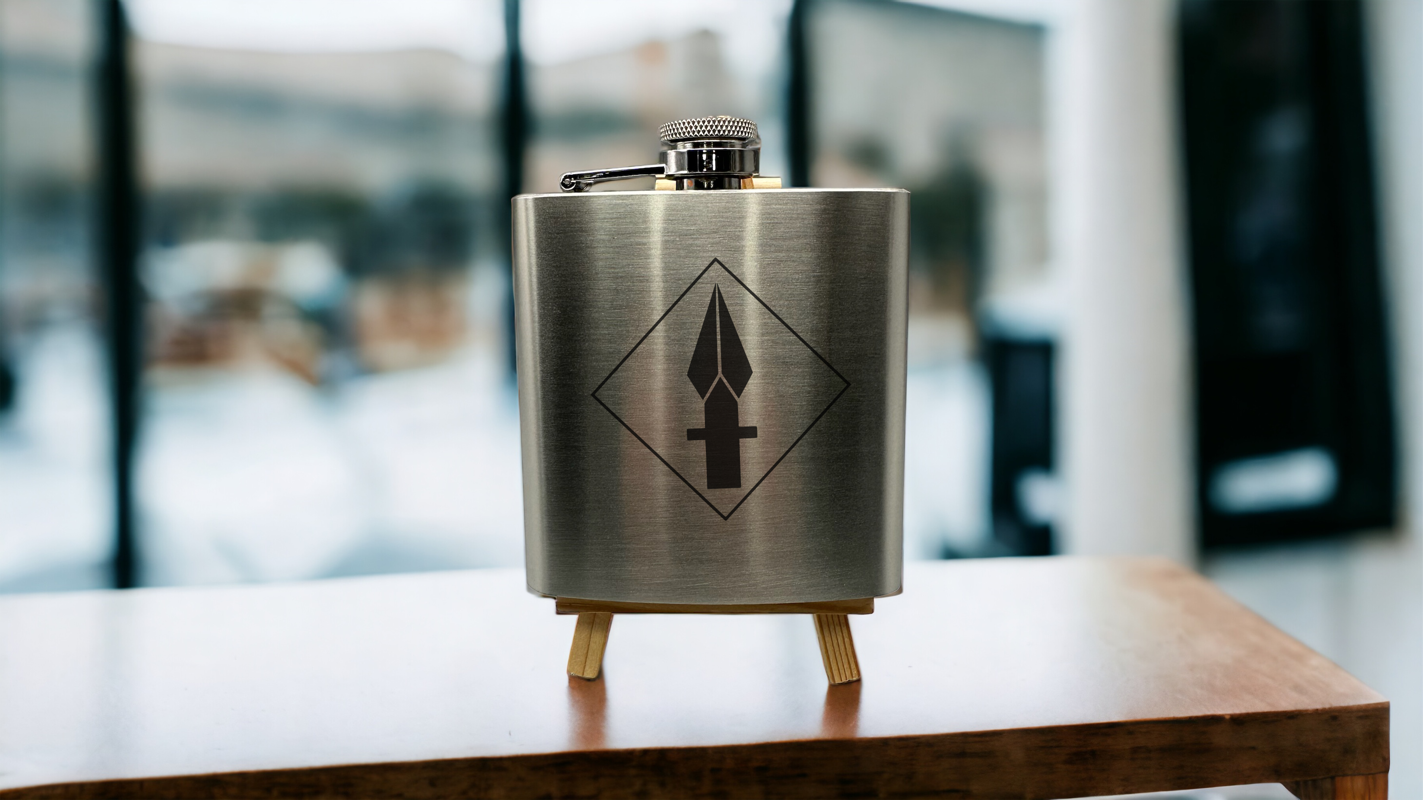 203 MMR - Hip Flask