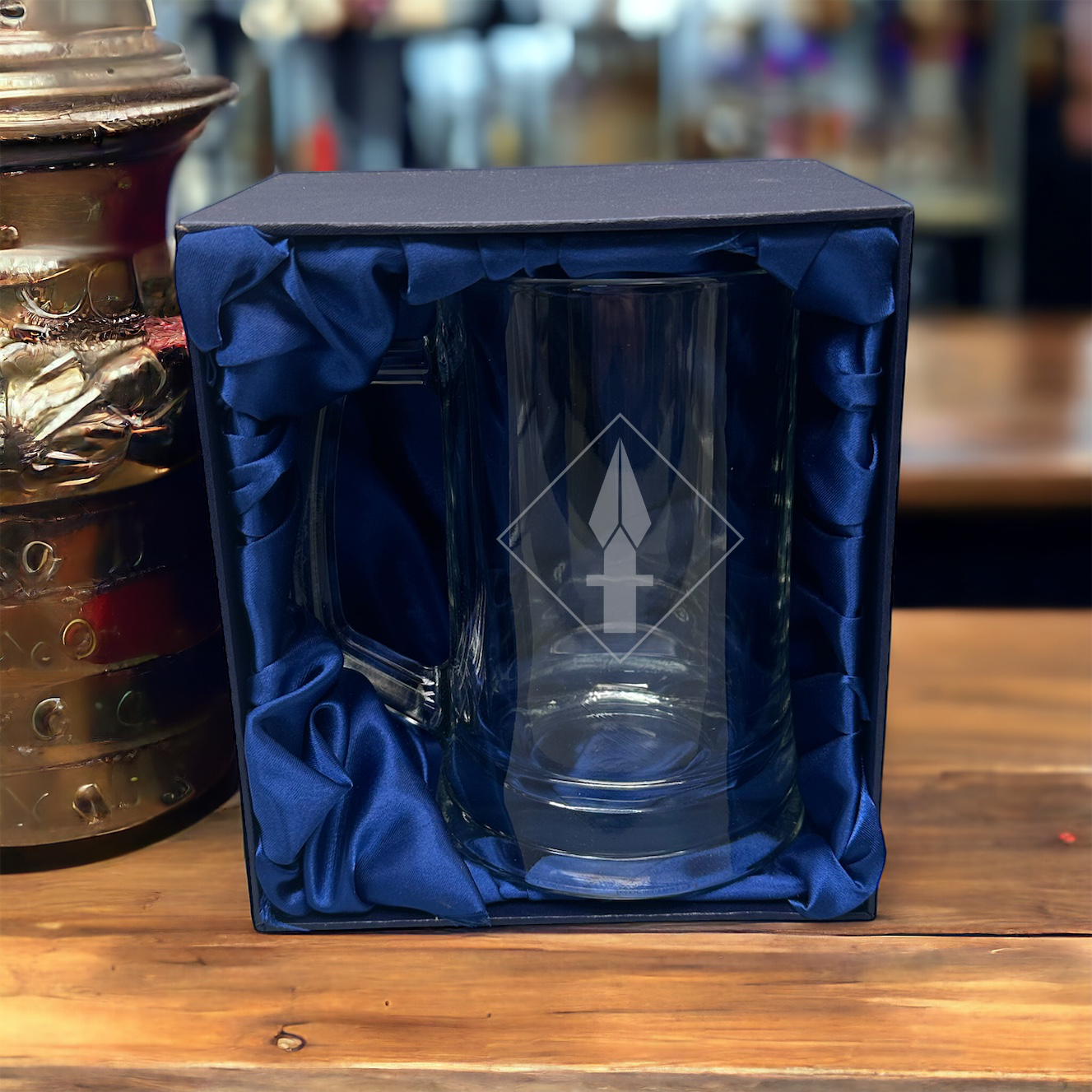 MR - Personalised Thick Heavy Glass Tankard with Silk-Lined Box
