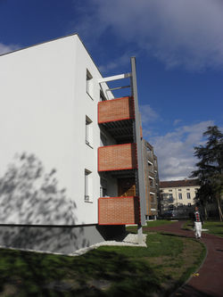 PB070473